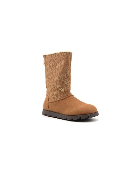 Michael Kors model Janis Zailee girl boot