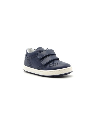 Balducci baby first step shoe in leather with brogue details