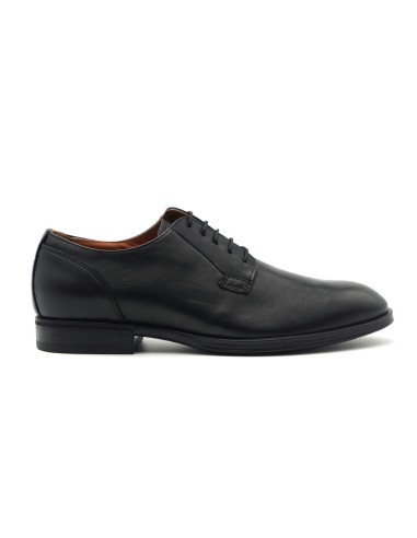 Nero Giardini elegant shoe Made in Italy for men in leather