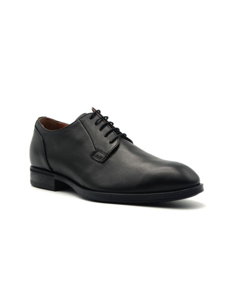 Nero Giardini elegant shoe Made in Italy for men in leather