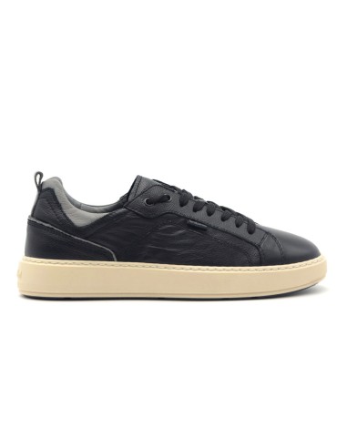 Nero Giardini box bottom sneaker
