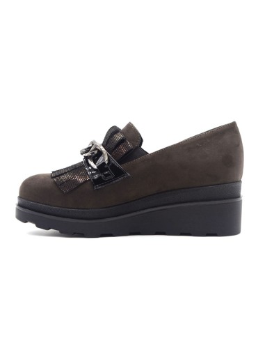 Donna Serena moccasin with wedge