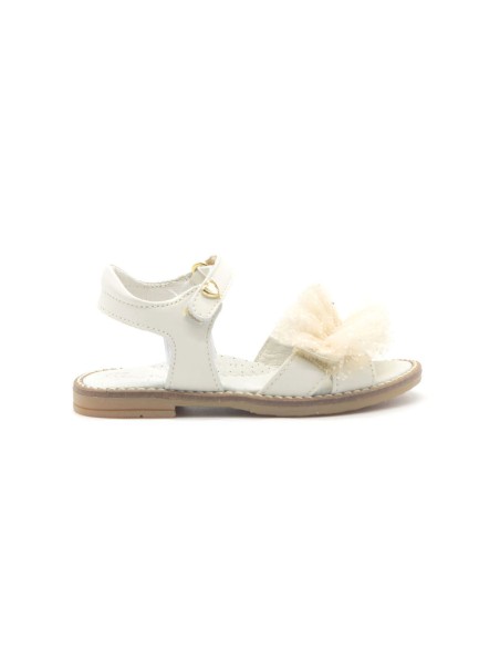 Walkey elegant sandal with ruffles