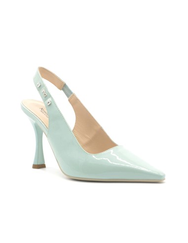 Nero Giardini slingback Made in Italy in vernice con borchiette