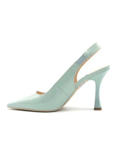 Nero Giardini slingback Made in Italy in vernice con borchiette