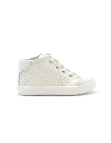 Nero Giardini first step sneaker in lace