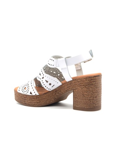 Marila modello Bega sandalo donna in pelle naturale