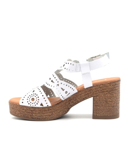 Marila modello Bega sandalo donna in pelle naturale