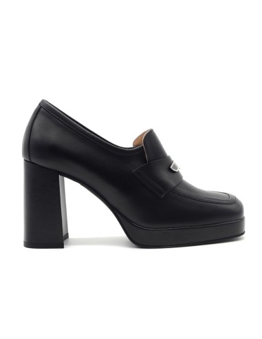 Nero Giardini Made in Italy women's leather moccasin with heel