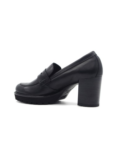Mocasín con tacón modelo Callaghan Jazz para mujer en piel