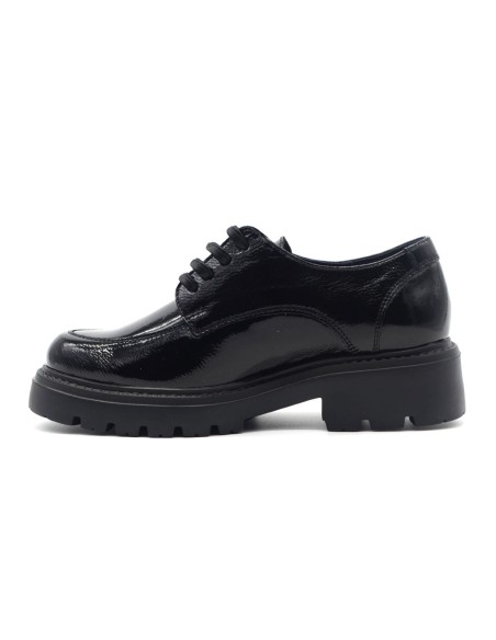 Chaussure à lacets pour femme modèle Isasa Callaghan en naplak