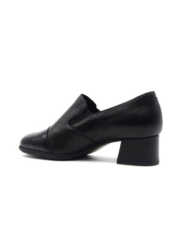 Cinzia Weicher Komfortschuh aus Leder mit Lackkappe