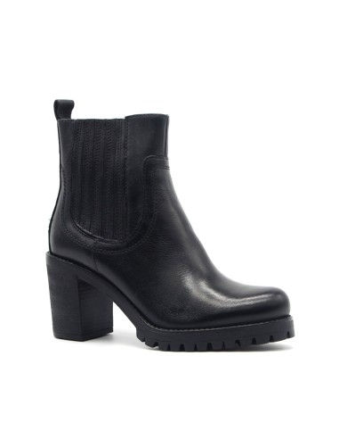 Vueva women's leather ankle boot with side elastic and zip