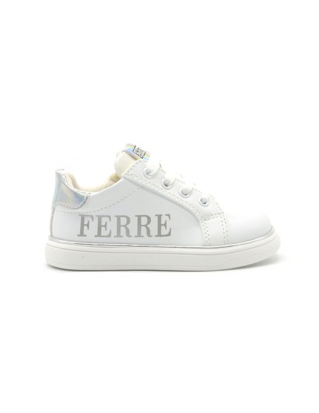 Ferré Ylenia Y model first step sneaker for girls with side logo