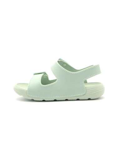 Igor model Maui Mc natural rubber beach sandal for girls
