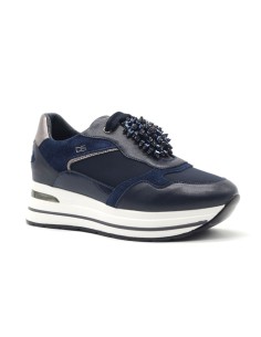 Donna Serena slip-on sneakers with accessory 2