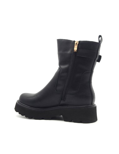 Botines de piel Patrizia Pepe para niña y mujer con cinturón
