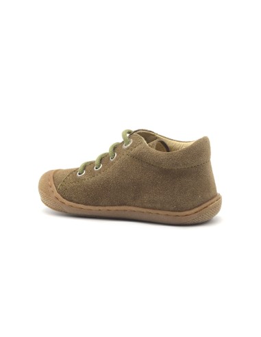 Zapato de primeros pasos para niños modelo Naturino Cocoon en ante