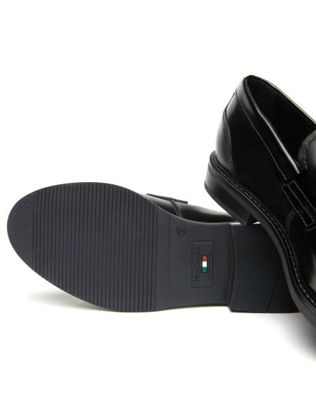 Nero Giardini mocassino Made in Italy donna in pelle lucida