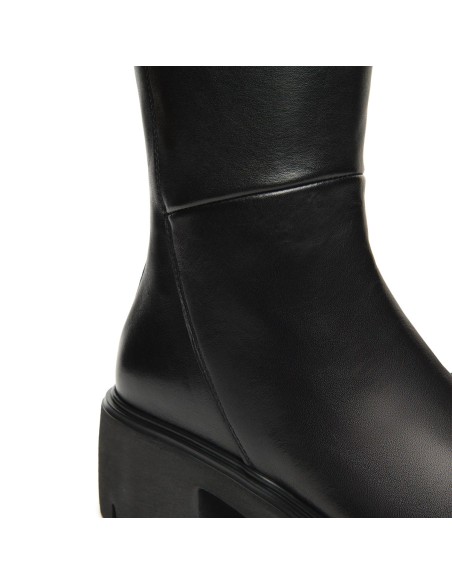 Nero Giardini stivale Made in Italy donna in pelle con logo