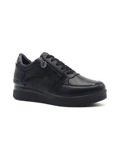 Zapatilla deportiva Stonefly Cream 58 para mujer en piel napa.