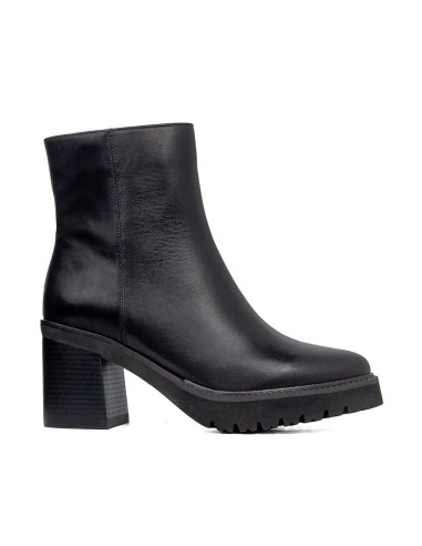 Callaghan Sing women's leather ankle boot with zip