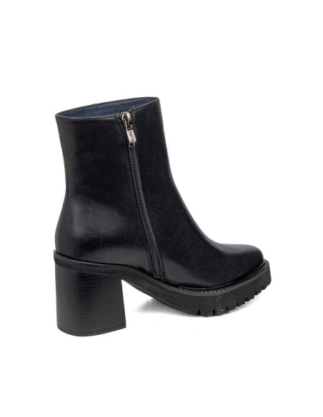 Callaghan Sing women's leather ankle boot with zip