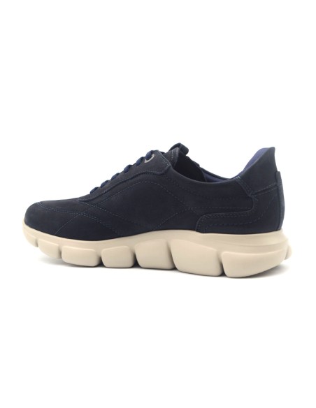 Zapatilla deportiva con cordones para hombre, modelo Callaghan Balloon, en nobuk.