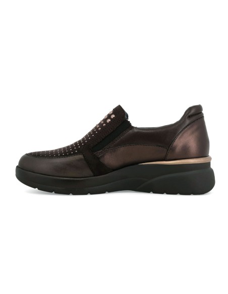 Baskets Melluso Walk pour femme, modèle slip-on en cuir métallisé et daim.