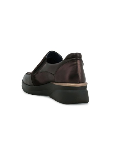 Baskets Melluso Walk pour femme, modèle slip-on en cuir métallisé et daim.