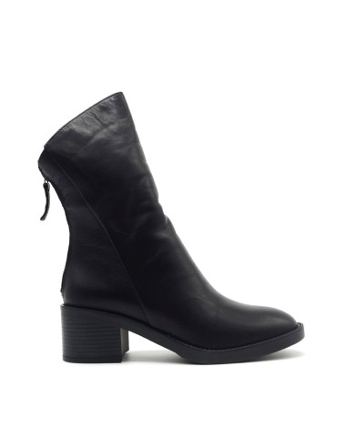 Vueva Damen-Ankle-Boot aus Nappaleder mit schrägem Schnitt