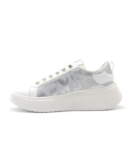 Zapatilla deportiva con cordones y suela de plataforma para mujer modelo Keys Wonder