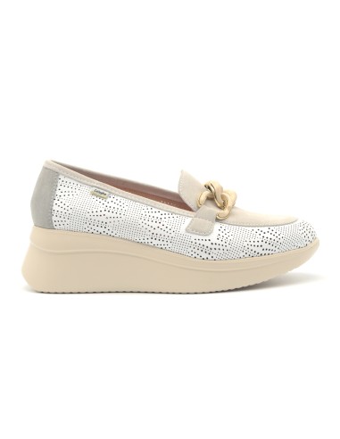 Callaghan Hanna women's moccasin in laser-cut leather
