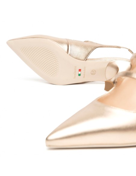 Chaussure élégante à bride arrière Nero Giardini, fabriquée en Italie, en cuir pour femme