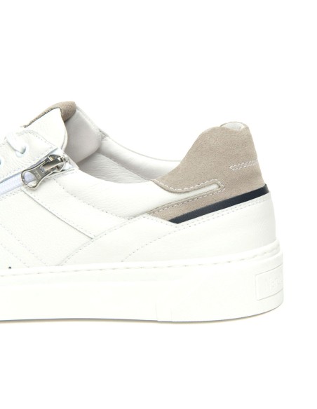 Zapatillas deportivas con cordones para hombre Nero Giardini. Fabricadas en Italia en piel.