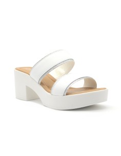 Cinzia Soft sandalo in pelle con plateau 2