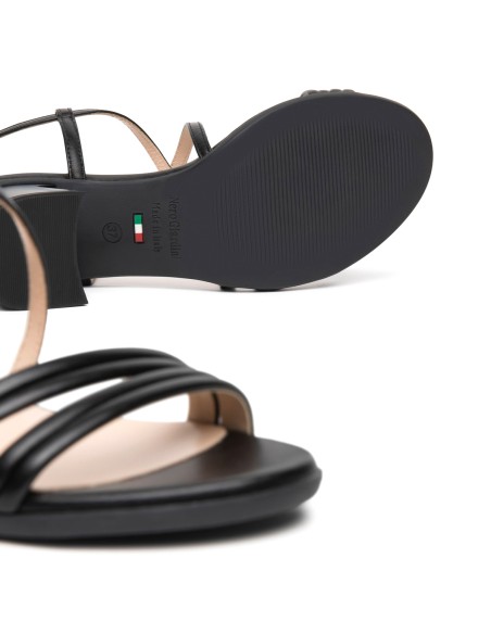 Nero Giardini sandalo in pelle con tacco comodo