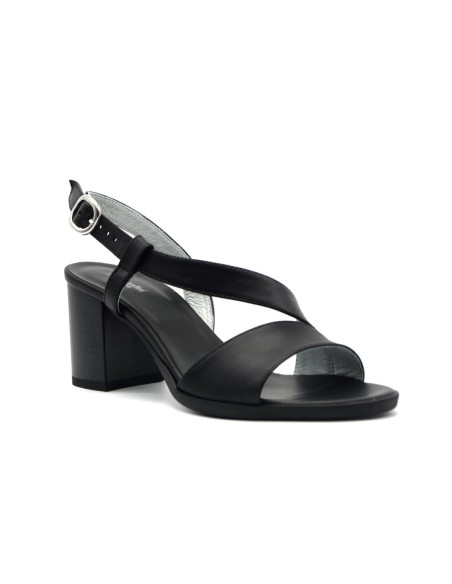 Nero Giardini sandalo in pelle con tacco