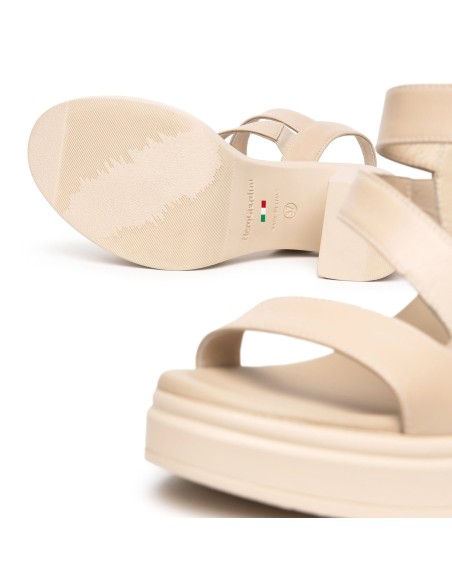 Nero Giardini sandalo in pelle con tacco alto