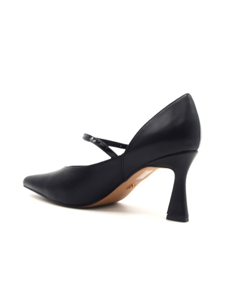 Kharisma women’s pump with strap and 7.5 cm heel