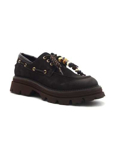 Kharisma women’s suede lace-up shoe with lug sole